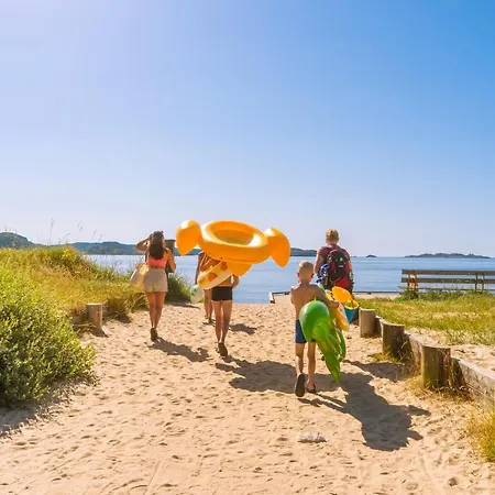 Topcamp Sjosanden - *