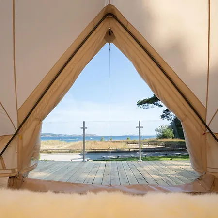 Topcamp Sjosanden - مكان تخييم ماندال